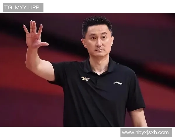 广东宏远主帅杜锋盛赞易建联进攻能力强劲,称其乃CBA最具统治力球员 广东宏远主帅杜锋盛赞易建联进攻能力强劲,称其乃CBA最具统治力球员